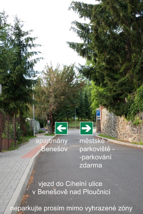 Apartmany Benesov Benesov nad Ploucnici Eksteriør billede