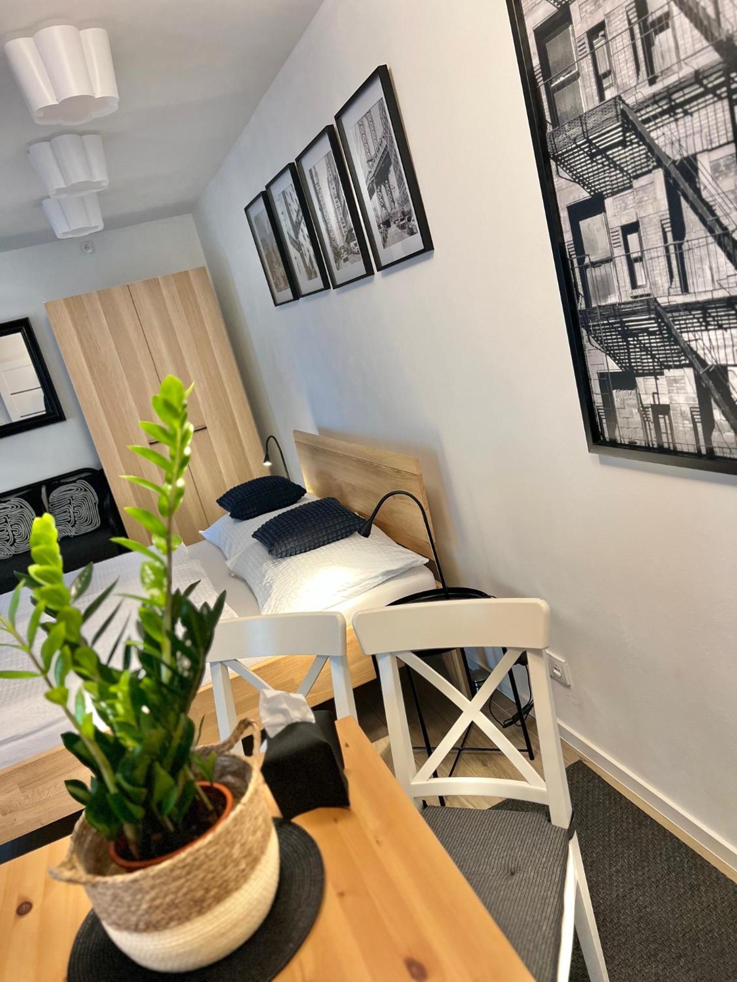 Apartmany Benesov Benesov nad Ploucnici Eksteriør billede