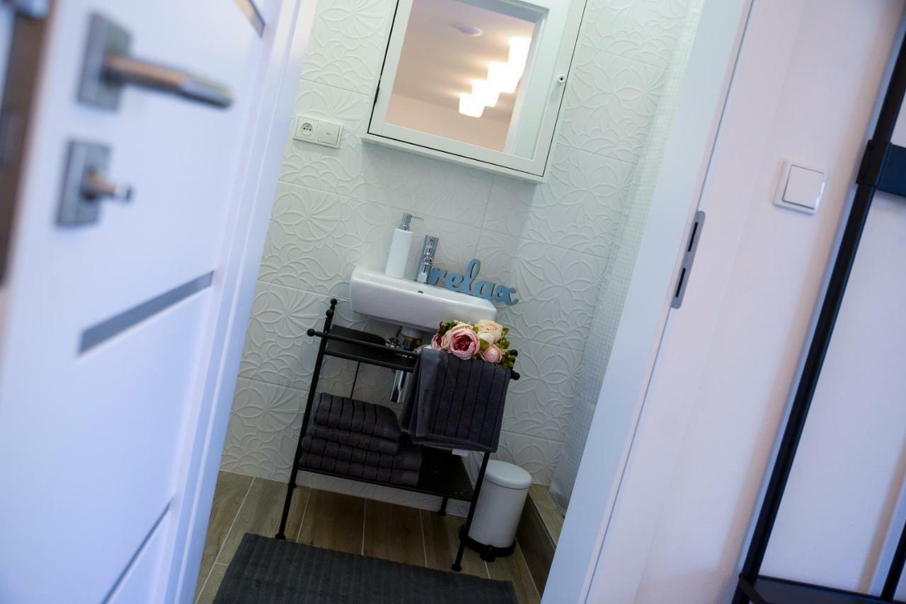 Apartmany Benesov Benesov nad Ploucnici Eksteriør billede